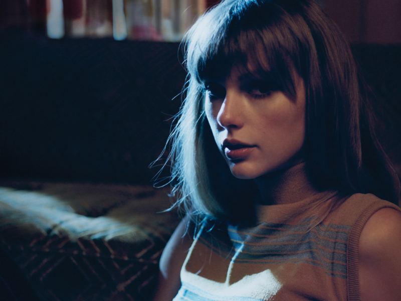 Taylor Swift Fosters the Ideal “Midnights” Playlist